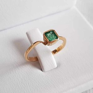 Anillos-de-oro-con-esmeraldas-colombianas-thojo-001 » Marketplace Colombia