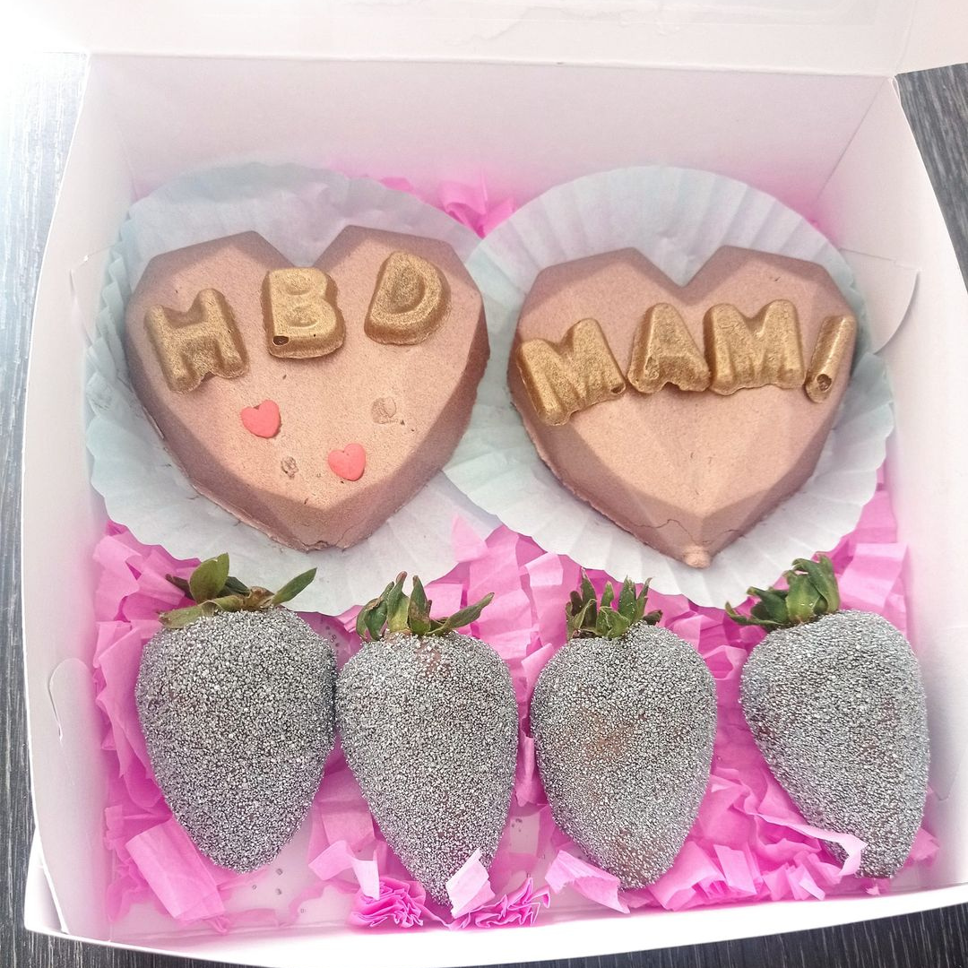 Corazones-rellenos-y-fresas-achocolatadas-detallitos-la-calera-00 » Marketplace Colombia