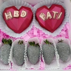 Corazones Rellenos y Fresas Achocolatadas